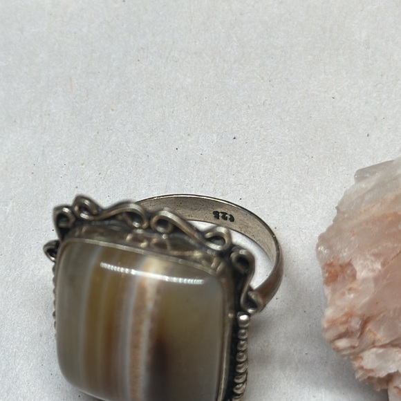 Sterling silver agate stripe stone ring - Picture 3 of 9